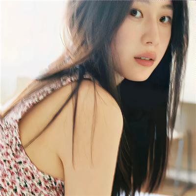 六月与弓箭